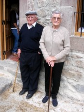 Vicente y María, abuelos de Las Ilces (25-7-2008). Pulse para verla más grande